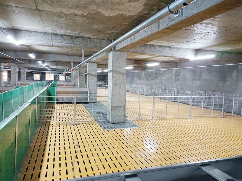 BMC Composite Glatted Floor price